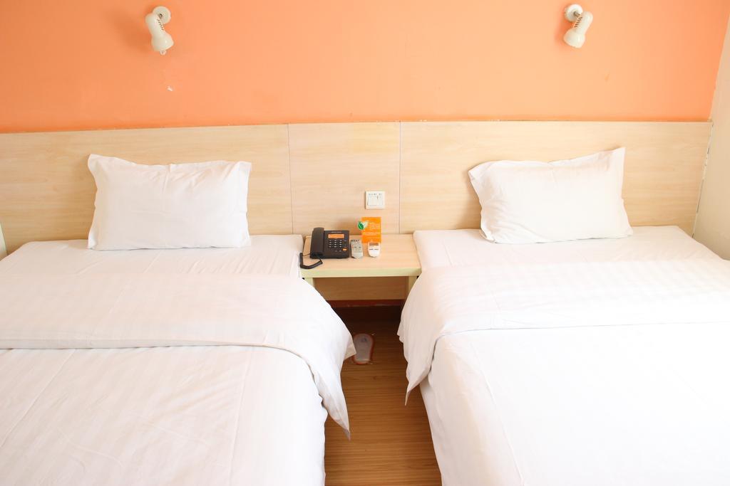 7Days Inn Changsha Jingwanzi International Furniture Square Чанша Экстерьер фото